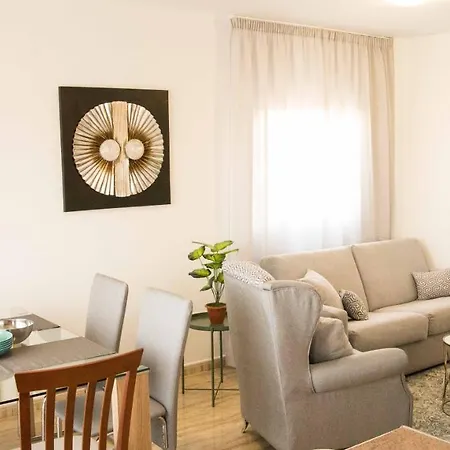 Two Bedroom In Mar! Free Parking! Pm109 *