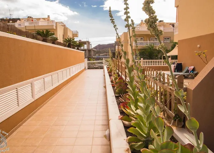 Two Bedroom In Mar! Free Parking! Pm109