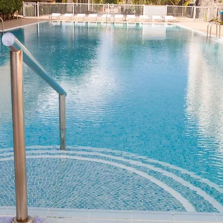 アパート Two Bedroom In Mar! Free Parking! Pm109